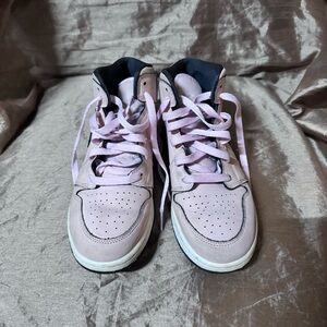 NIKE AIR JORDAN 1 MID GS Size 6.5Y Pink Foam Black Rose OG Cotton Candy 555112-6